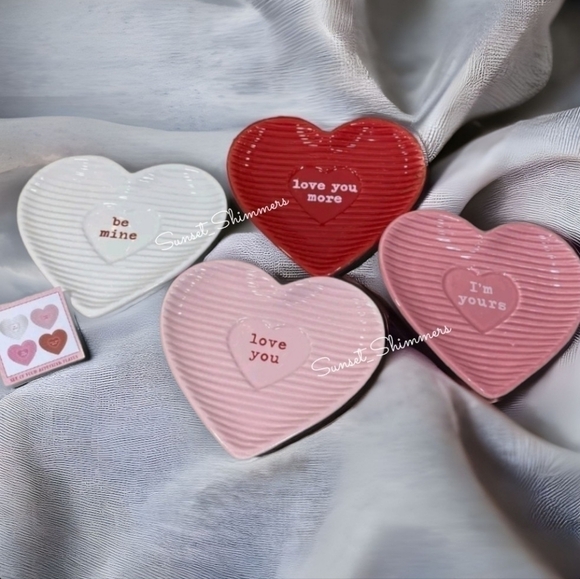 4pc sheffield home valentines conversation heart appetizer dessert plates new - Picture 1 of 6